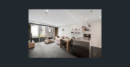 Fully Furnished Executive Apartment! - Photo 2