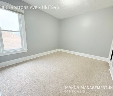 848 Gladstone Ave - UNIT848 - Photo 3