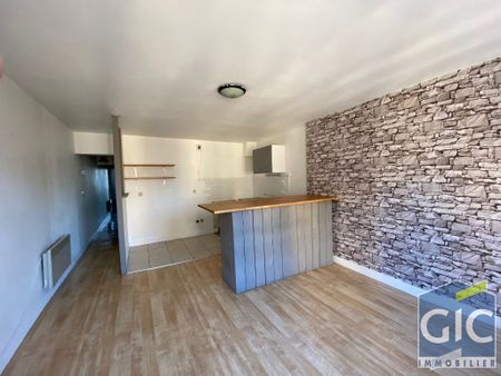 Location Appartement 3 pièces 68m² - Photo 2