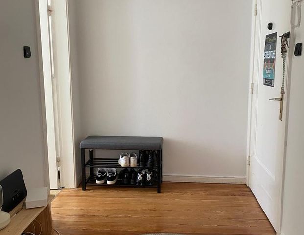 Ruhige 2,5 Dulsberg mit verputzen Wänden und Holzfußboden - Foto 1