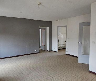 Location Appartement 5 pièces 97m² LA VOULTE SUR RHONE 07800 - Photo 1