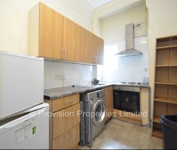 1 Bedroom Flat, Hyde Park, Leeds - Photo 2