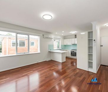 8/24 Auburn Grove, HAWTHORN EAST, VIC - Photo 3