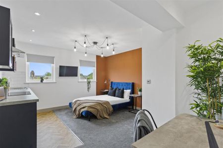 1 bedroom in a house share to rent - Photo 3