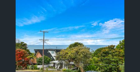 Coastal Living with Water Views, garden and water included - Photo 3