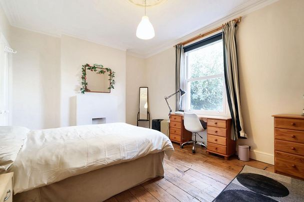 5 bedroom terraced house to rent - Photo 1