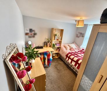 6 Bed Terraced House, De Beauvoir Road, RG1 - Photo 2