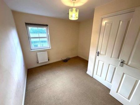 Maida Vale, Haydon End, SN25 - Photo 3