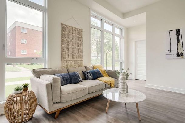 A Quiet And Safe Community Close To Downtown Ottawa | All-inclusive apartments | Call 819-800-3993 To Book A Visit - Photo 1