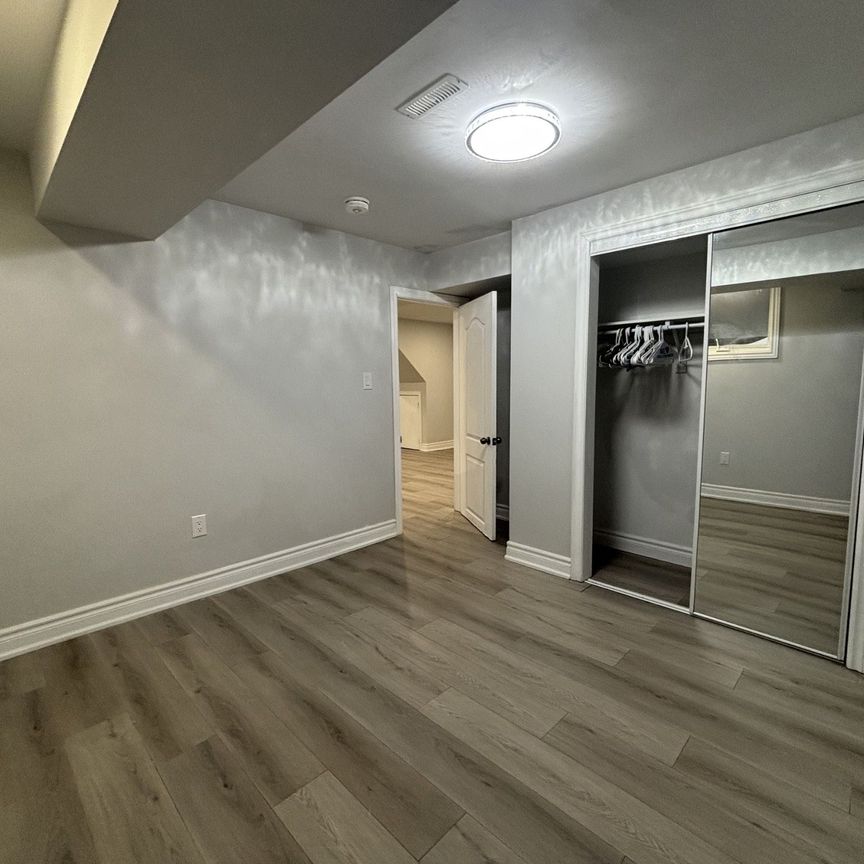 For Lease - 886 Groveland Avenue, Oshawa, Ontario - Photo 1