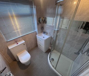 Longfield, Fulwood, Preston - Photo 6