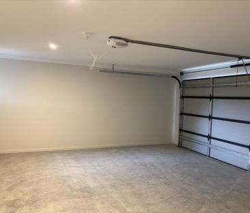 Modern Family Home In Quite Burpengary East Estate - Photo 5