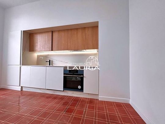 4 bedroom luxury Apartment for rent in Valencia - Photo 1