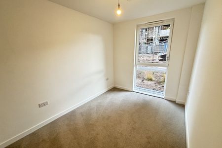 Griffiths Close - Photo 3