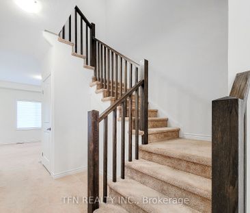 Detached Home For Lease | X8125256 - Photo 1