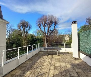 Maison • Saint-Germain-en-Laye - Photo 6