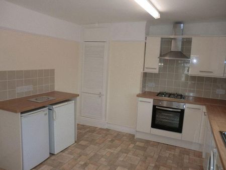 3 bedroom property to rent - Photo 3