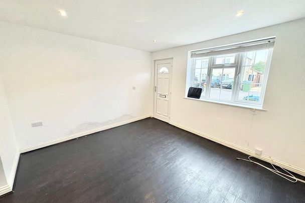 Commercial Street - Photo 1