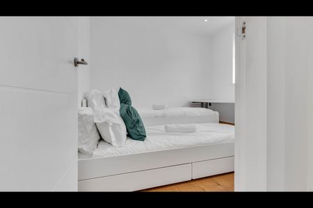 3 Bed Semi-Detached House, Bell Barn Road, B15 - Photo 4