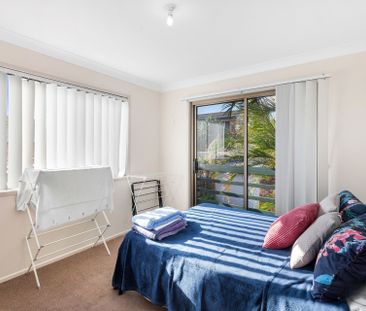 2-Bedroom Unit – Walk to Dicky Beach & Shops! - Photo 5