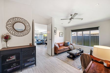 11 Haslewood Crescent, Meridan Plains QLD 4551 - House For Rent | Domain - Photo 4