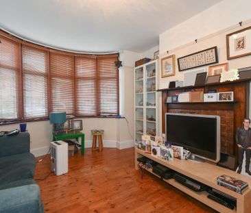 3 bedroom semi-detached house to rent - Photo 6