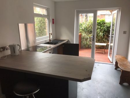 4 Bed Terraced House, Ashfield Road, M13 - Photo 3