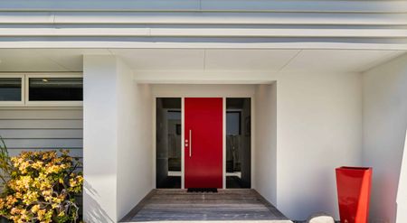 Premium beachside living on sought-after Karewa Parade - Photo 3