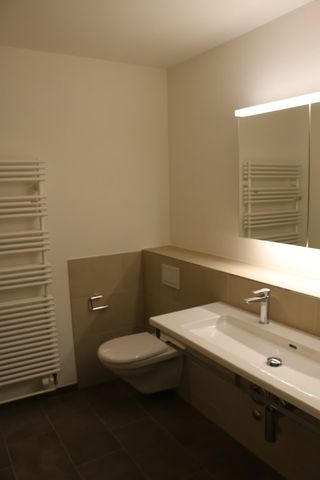 4.5 Zimmer, 74 m², 2. Stock - Photo 3
