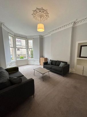 5 bedroom flat to rent - Photo 1