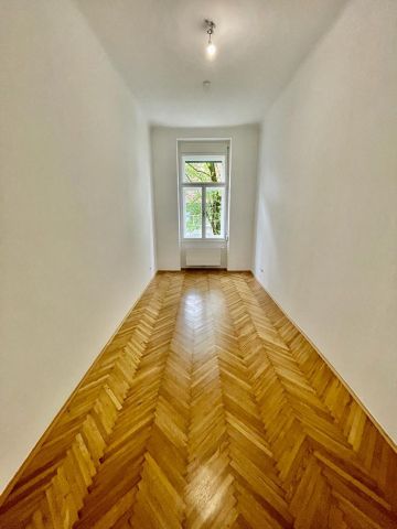 Großräumige 4 Zimmerwohung mit Balkon!! Provisionsfrei!! - Photo 3