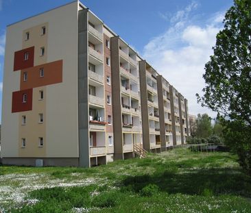 Tolle 3-Raum-Wohnung mit Einbauküche - Photo 1