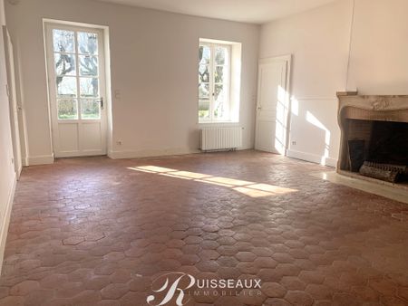Location Maison 4 pièces 141m² GENLIS 21110 - Photo 2