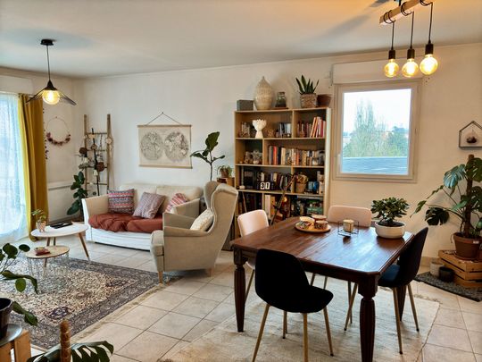 Location Appartement 3 pièces 76m² REZE 44400 - Photo 1