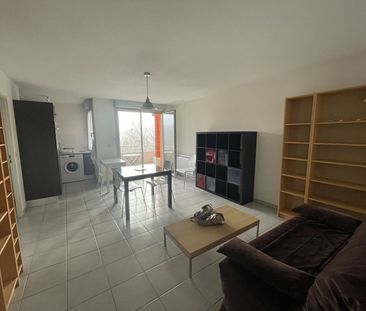 À LOUER ? Beau T2 meublé dans résidence de standing avec piscine et... - Photo 6