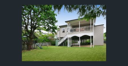 Stylish Queenslander in Prime Annerley Location - Photo 5
