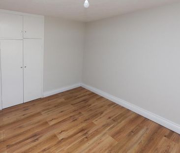 113 Upper Greenwell Street, Newtownards, BT23 8LX - Photo 2