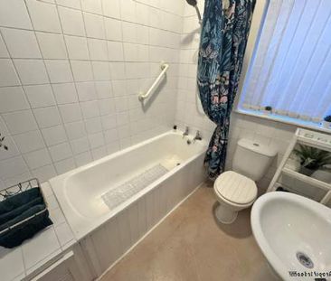 2 bedroom property to rent in Rochdale - Photo 2