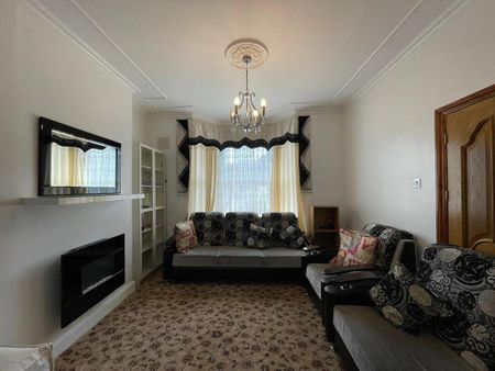 5 bedroom terraced house to rent - Photo 2