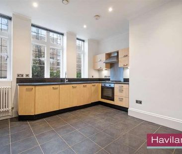 Appleby Court, Aldermans Hill, London, N13 - Photo 1