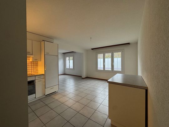 Charming two-room apartment on the 1st floor - Photo 1