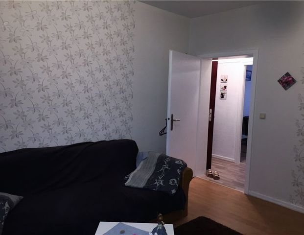 REMAX - Burbach: Kleine gemütliche helle Zweizimmerwohnung 34m², im Erdgeschoss - Foto 1