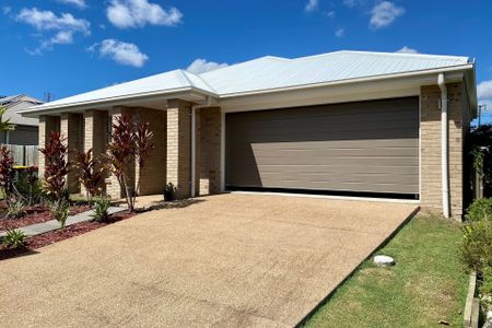 33 Tranquil Drive, - Photo 2