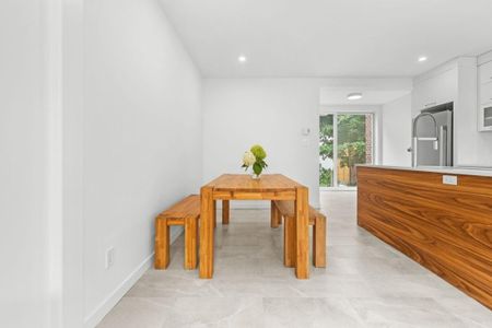 Maison à étages à louer - Québec (La Cité-Limoilou) (Saint-Sauveur) - Photo 2