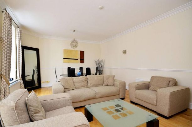 3 bedroom flat to rent - Photo 1