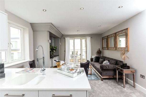 Stratton Court Village, - Photo 1