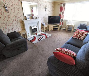 4 bedroom terraced house to rent - Photo 2