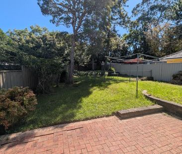 Ultra-Convenient 4 Bedroom Family Home - Steps to Bus & Schools - Photo 6