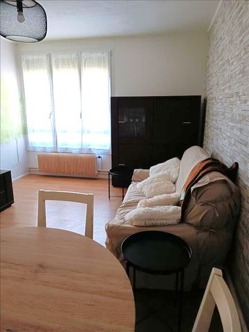 1 pièce - Meublé - 10,46 m² - 2ème étage - Colocation non autorisée - Photo 4