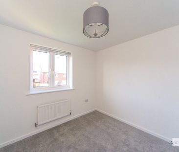 Thorpe Close, Stone Cross - Photo 4